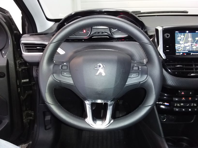 PEUGEOT 2008 2019 - Photo n°13