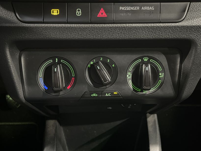 SKODA FABIA 2019 - Photo n°16