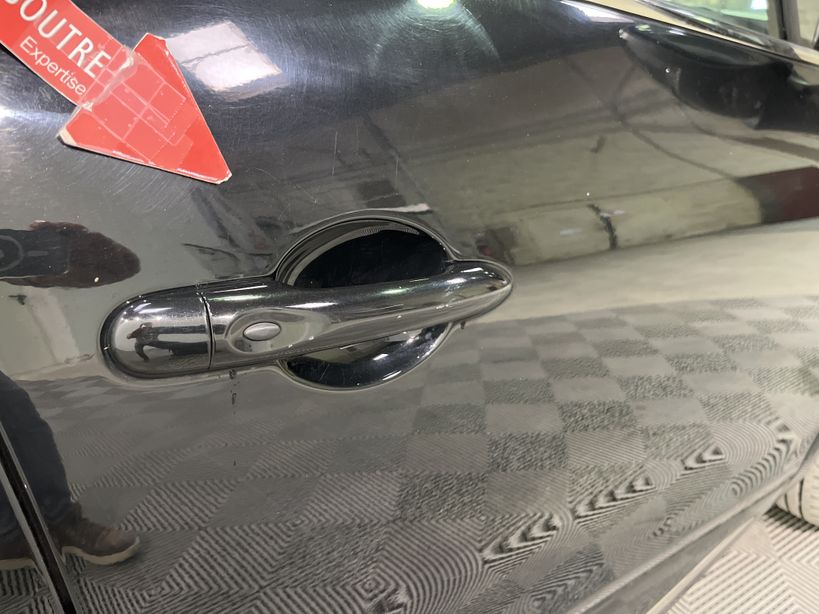 RENAULT CLIO IV 2018 - Photo n°3