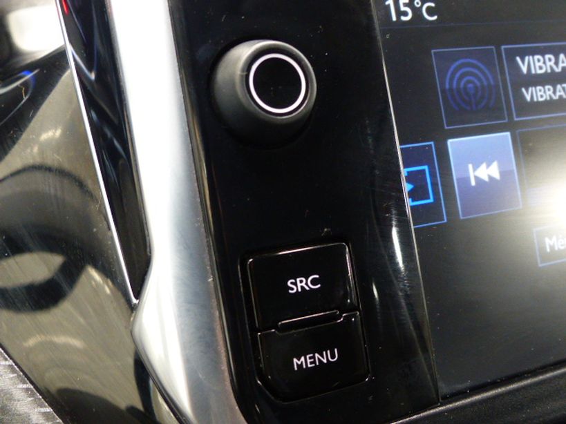 PEUGEOT 2008 2015 - Photo n°17