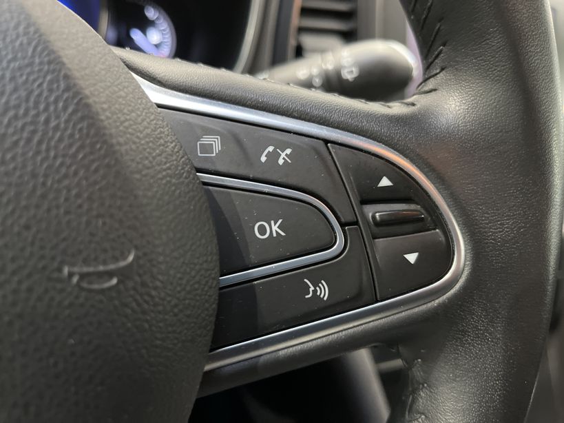 RENAULT MEGANE IV BERLINE BUSINESS 2020 - Photo n°27