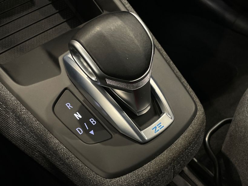 RENAULT ZOE E TECH ELECTRIQUE 2022 - Photo n°19