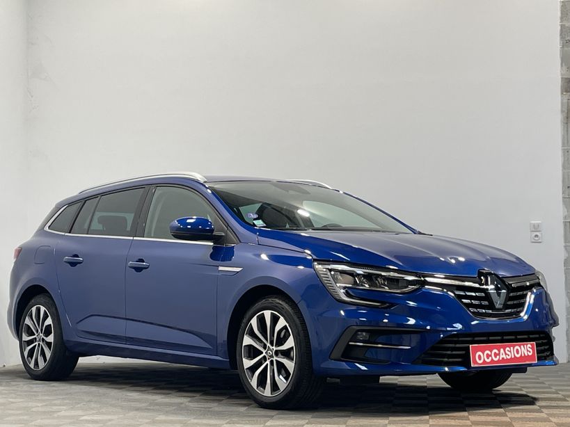 RENAULT MEGANE IV ESTATE 2022 - Photo n°2