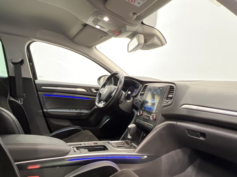 RENAULT MEGANE IV BERLINE 2020 - Photo n°23