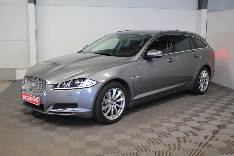 JAGUAR XF SPORTBRAKE 2013 - Photo n°1