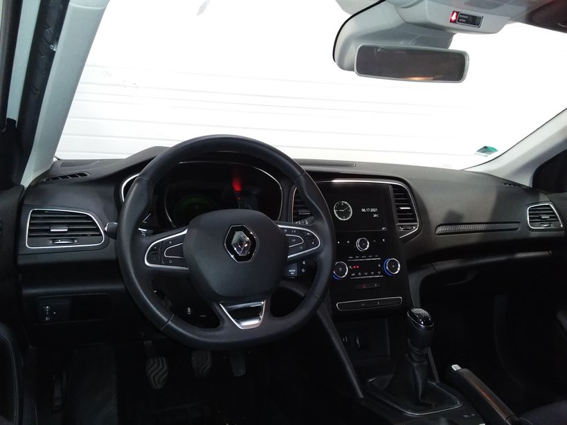 RENAULT MEGANE IV BERLINE BUSINESS 2018 - Photo n°11