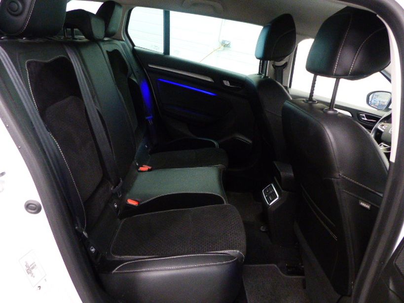 RENAULT MEGANE IV ESTATE 2017 - Photo n°7