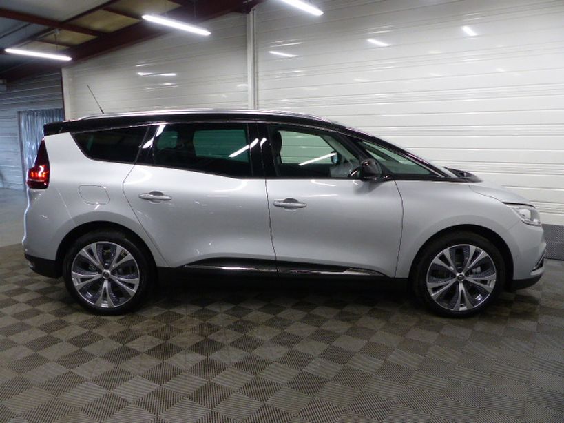 RENAULT GRAND SCENIC IV 2020 - Photo n°16