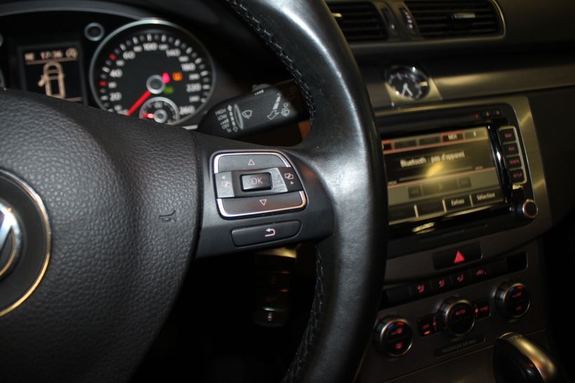 VOLKSWAGEN PASSAT SW BUSINESS 2014 - Photo n°20