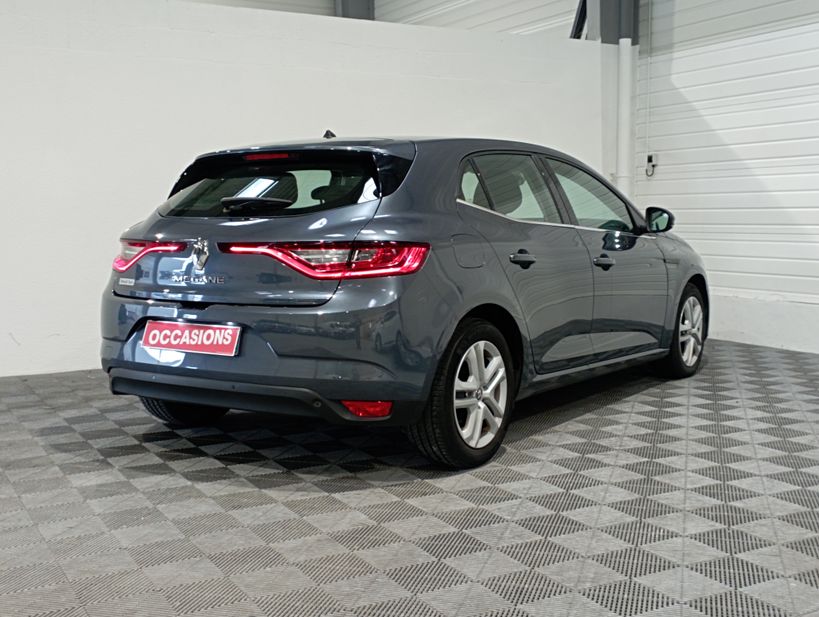 RENAULT MEGANE IV BERLINE BUSINESS 2020 - Photo n°6