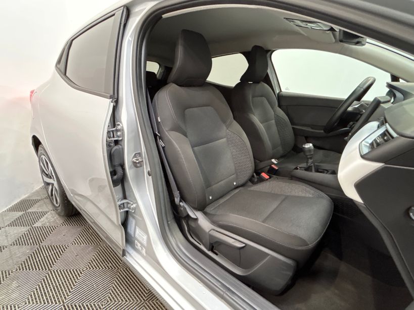 RENAULT CLIO V 2023 - Photo n°34