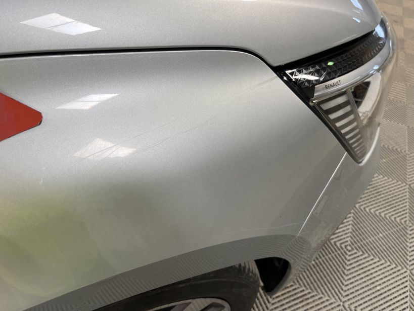 RENAULT MEGANE IV BERLINE 2021 - Photo n°17