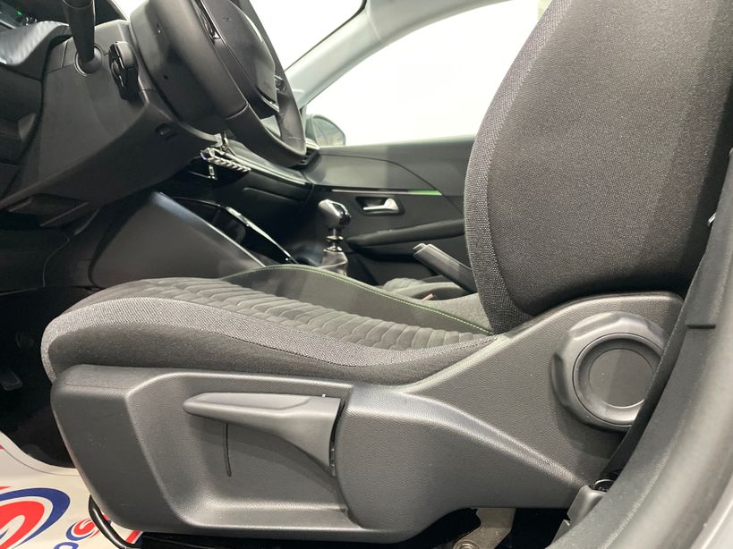 PEUGEOT 208 2024 - Photo n°35