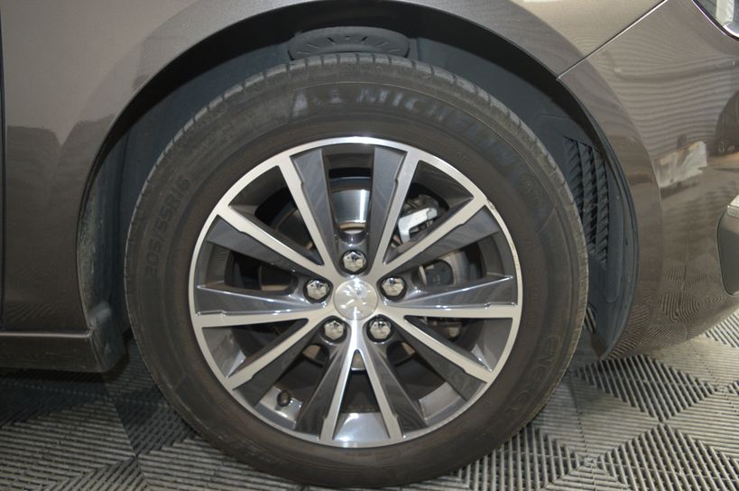 PEUGEOT 308 2014 - Photo n°4