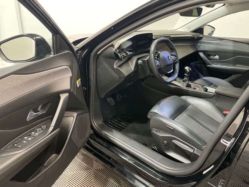 PEUGEOT 308 2023 - Photo n°11