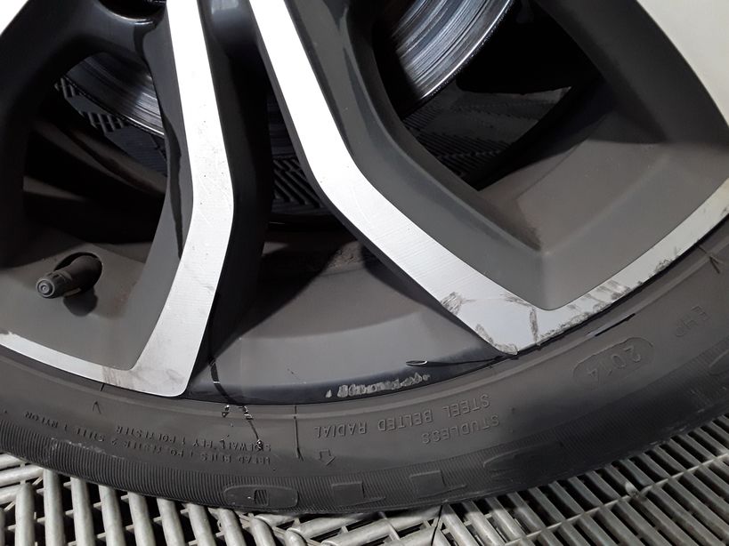RENAULT CLIO IV 2019 - Photo n°7