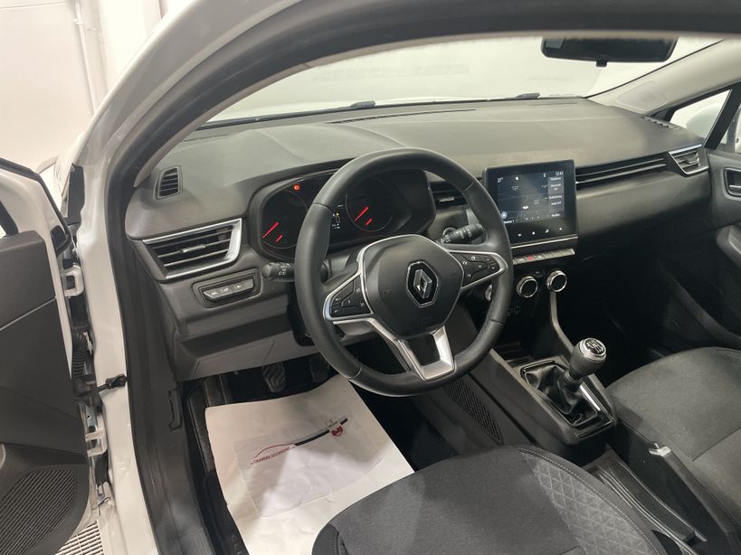 RENAULT CLIO V 2021 - Photo n°12