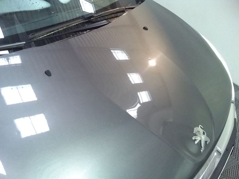 PEUGEOT 208 2018 - Photo n°8