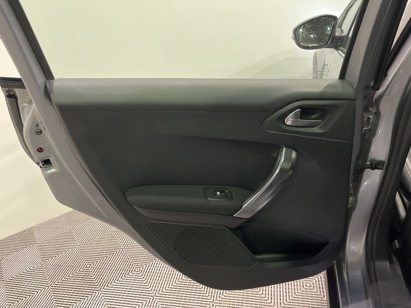 PEUGEOT 2008 2018 - Photo n°34