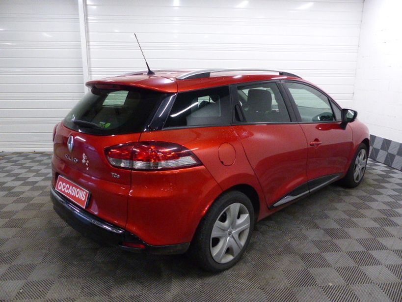 RENAULT CLIO IV ESTATE 2013 - Photo n°4