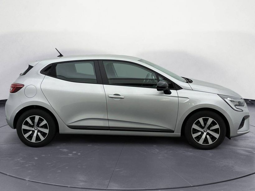 RENAULT CLIO V 2023 - Photo n°4