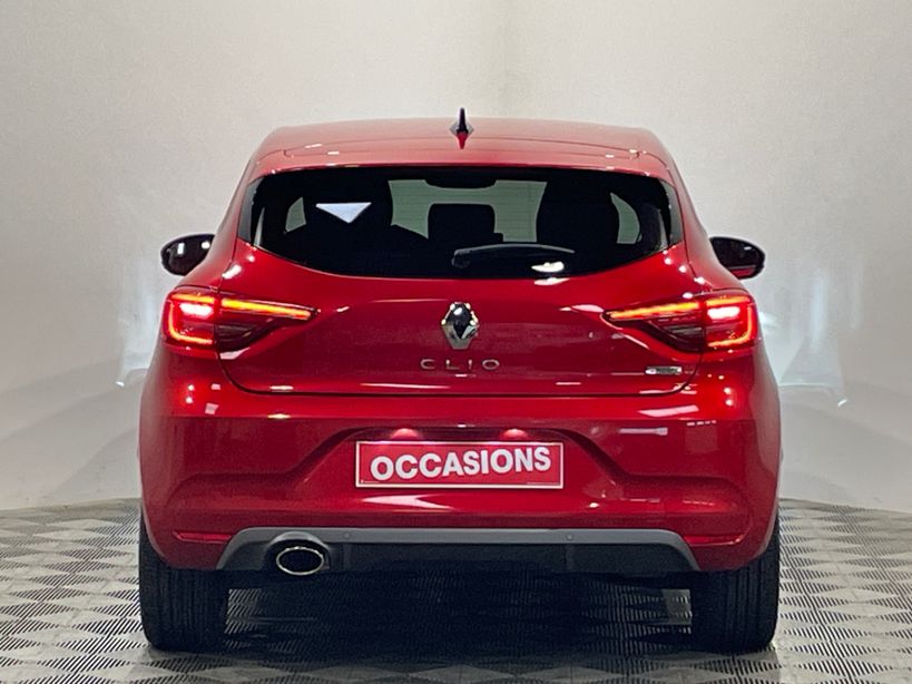 RENAULT CLIO V 2023 - Photo n°6