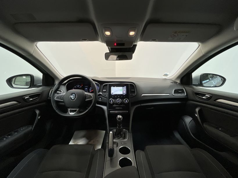 RENAULT MEGANE IV BERLINE 2022 - Photo n°32