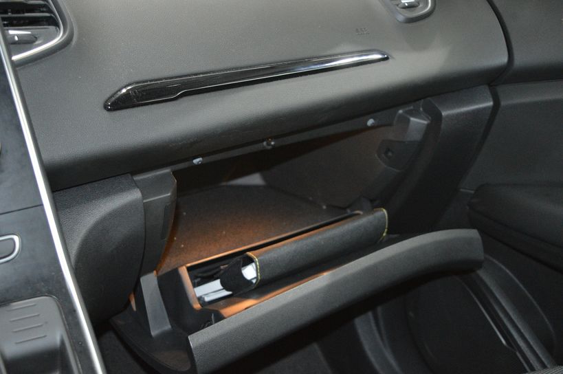 RENAULT GRAND SCENIC IV 2019 - Photo n°29