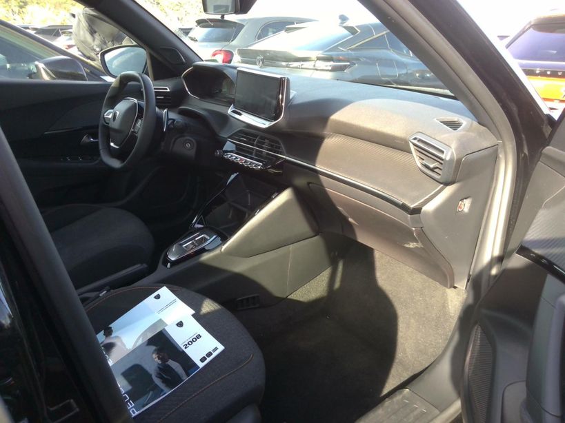 PEUGEOT 2008 2025 - Photo n°3