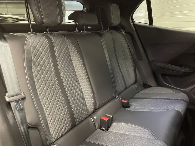 PEUGEOT 2008 2025 - Photo n°12