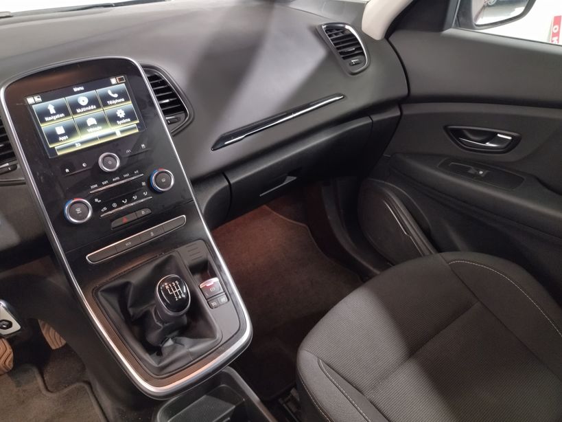 RENAULT GRAND SCENIC IV 2019 - Photo n°29
