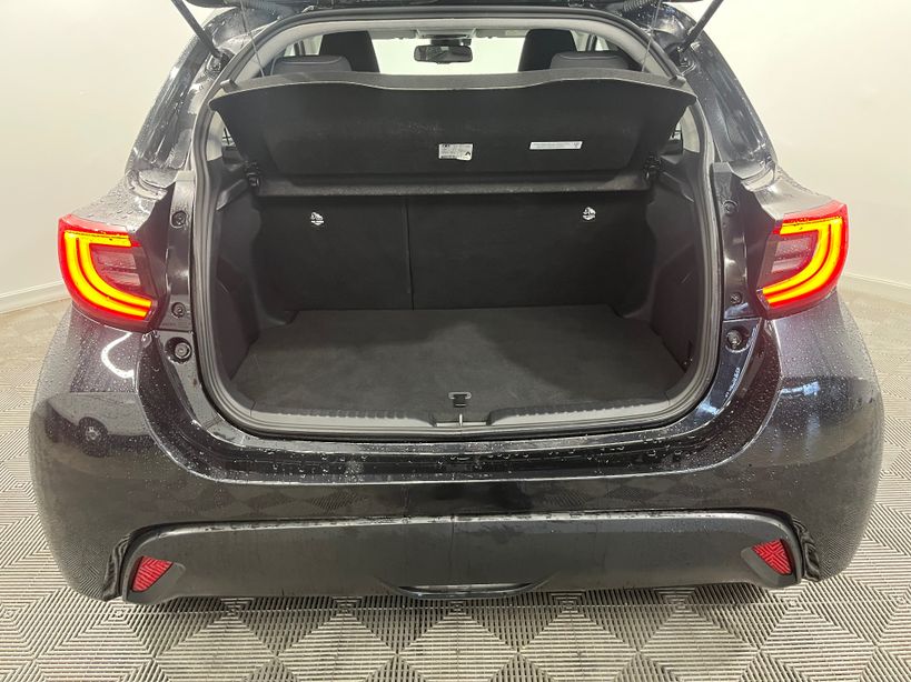 TOYOTA YARIS HYBRIDE MY20 2022 - Photo n°9