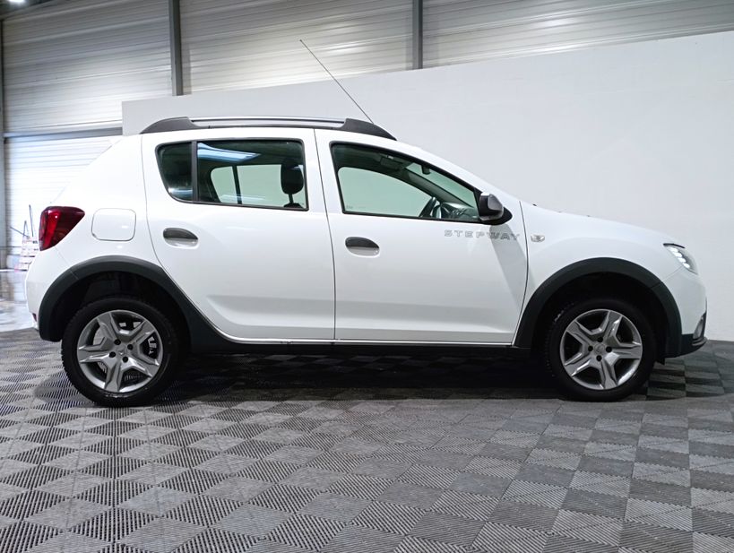 DACIA SANDERO 2018 - Photo n°10