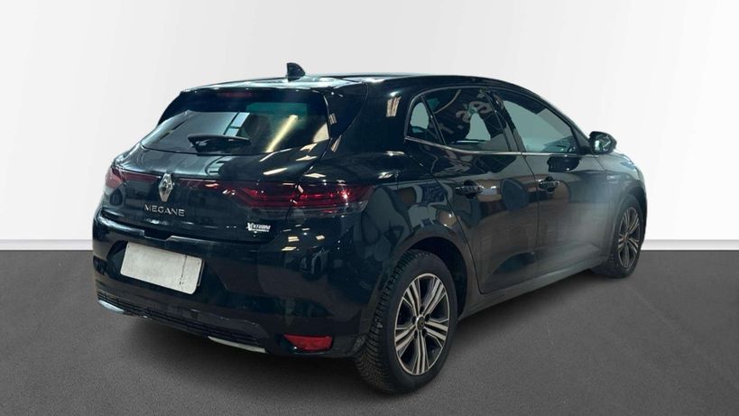 RENAULT MEGANE IV BERLINE 2021 - Photo n°4