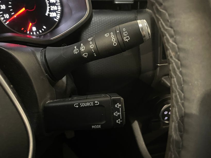 RENAULT CLIO V 2021 - Photo n°31