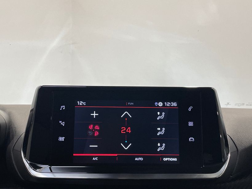 PEUGEOT 2008 2022 - Photo n°13