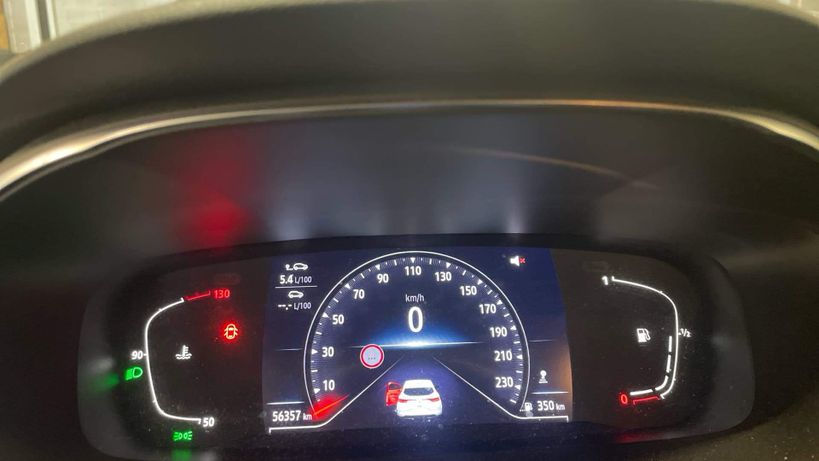 RENAULT MEGANE IV BERLINE 2021 - Photo n°13