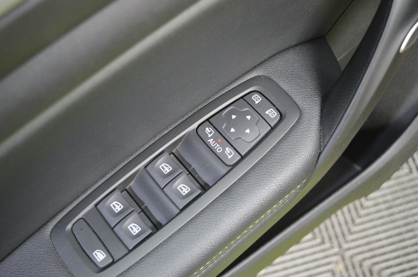 RENAULT MEGANE IV ESTATE 2019 - Photo n°30