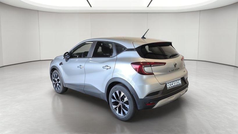 RENAULT CAPTUR 2023 - Photo n°4