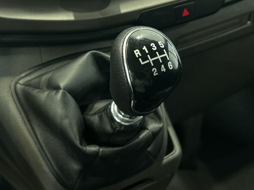 FORD TRANSIT CUSTOM 2024 - Photo n°17