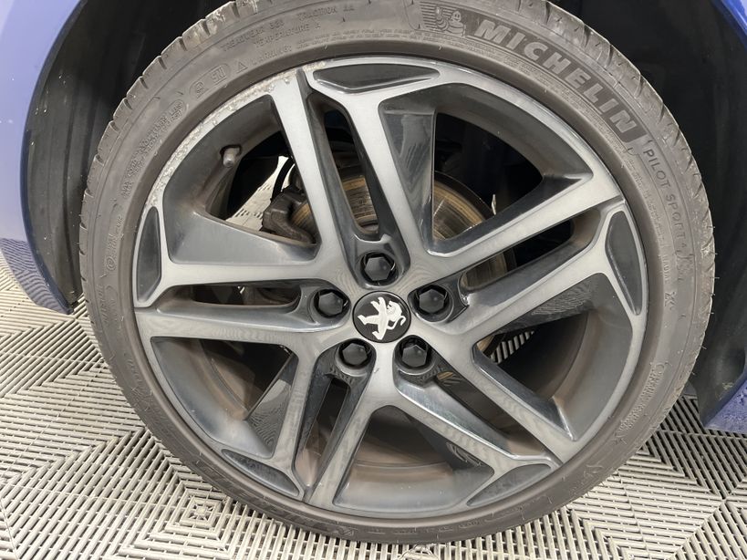 PEUGEOT 308 2019 - Photo n°3