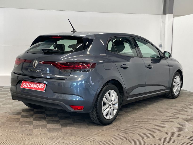 RENAULT MEGANE IV BERLINE 2022 - Photo n°4