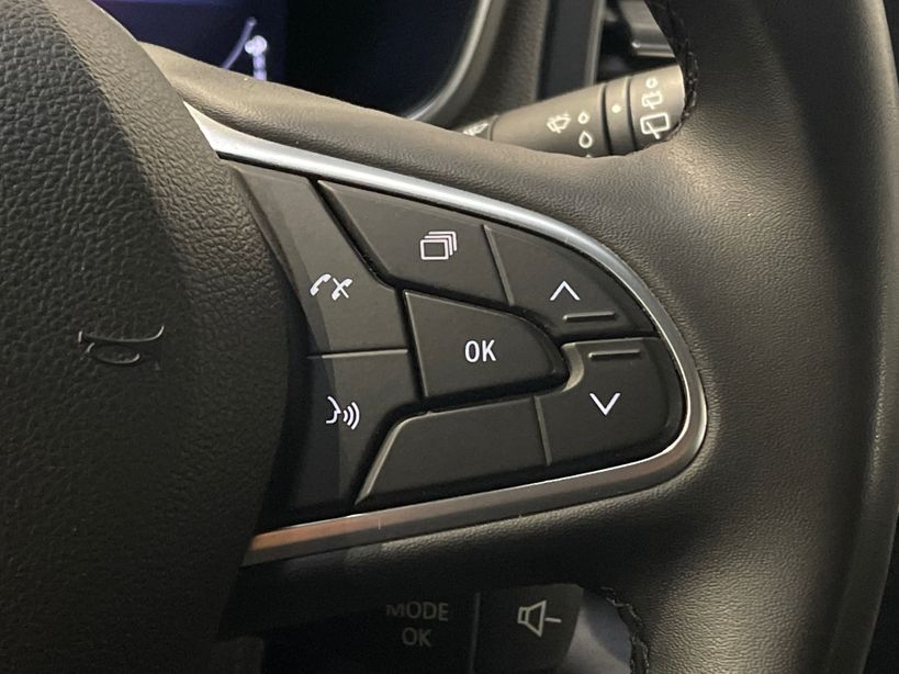 RENAULT MEGANE IV ESTATE 2022 - Photo n°27