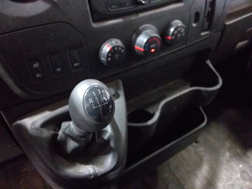 RENAULT MASTER FOURGON 2019 - Photo n°27