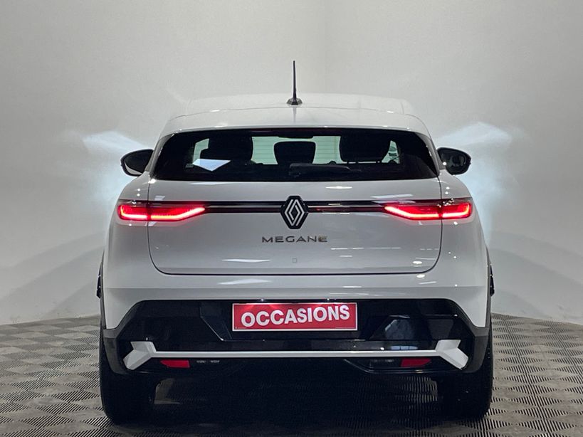 RENAULT MEGANE E TECH 2022 - Photo n°6