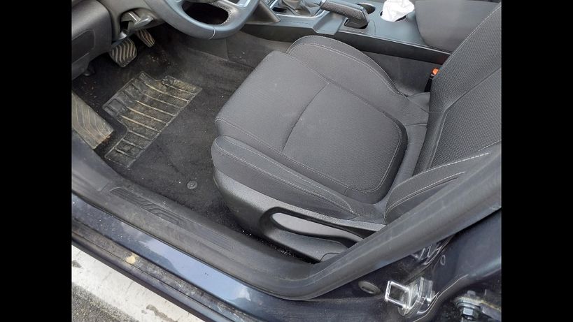 RENAULT MEGANE IV BERLINE 2022 - Photo n°6