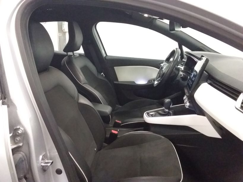 RENAULT CLIO V 2021 - Photo n°7