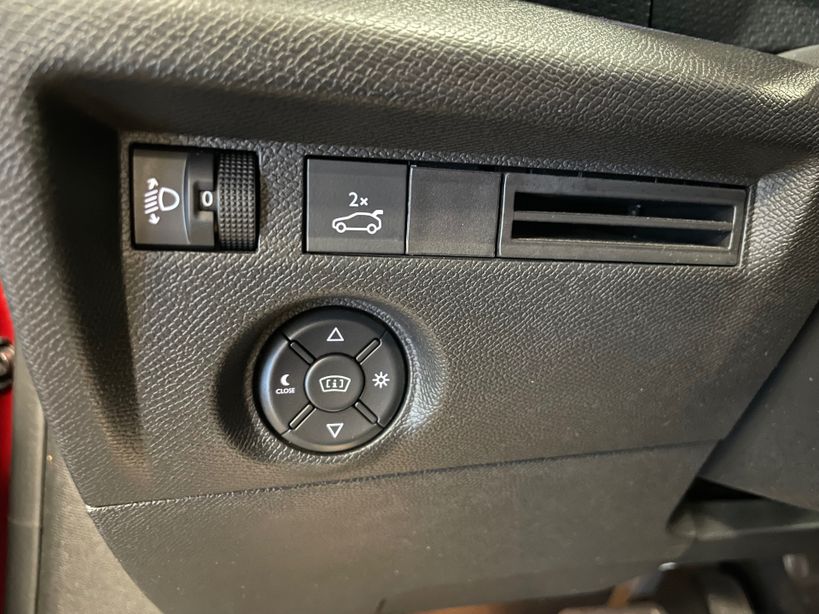 CITROEN C4 X 2023 - Photo n°17