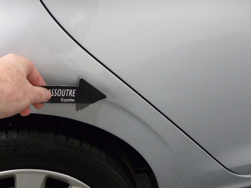 PEUGEOT 208 2013 - Photo n°2