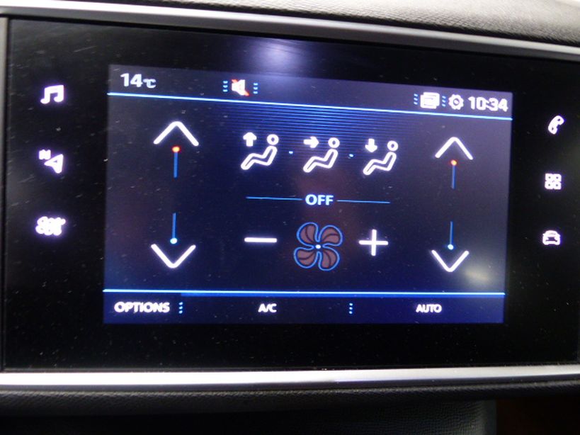 PEUGEOT 308 2019 - Photo n°10